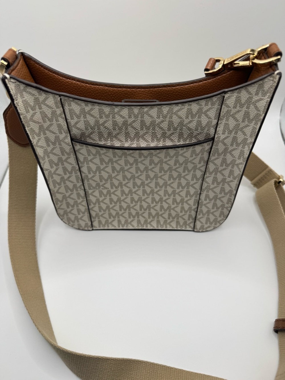 ✨ Michael Kors Briley Small Logo Messenger Crossbody Bag Vanilla ✨ - Picture 5 of 5